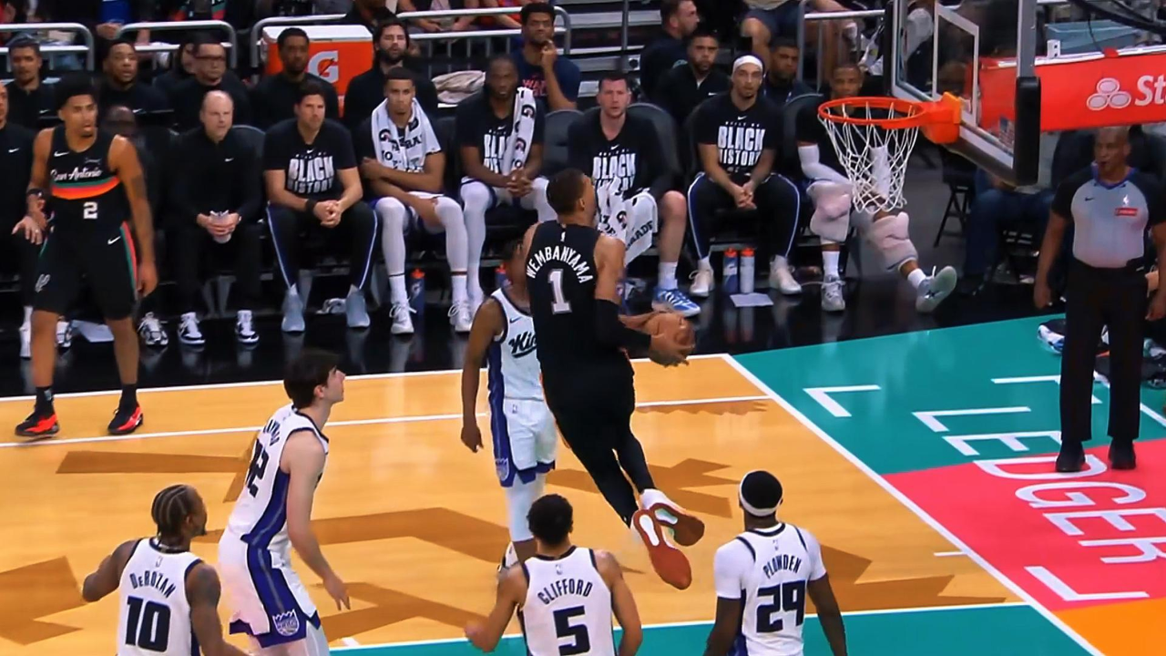 lol-里程碑夜芝加哥公牛绝杀压哨，NBA常规赛集结日刷纪录，更衣室稳定，纪律约束更严格的简单介绍