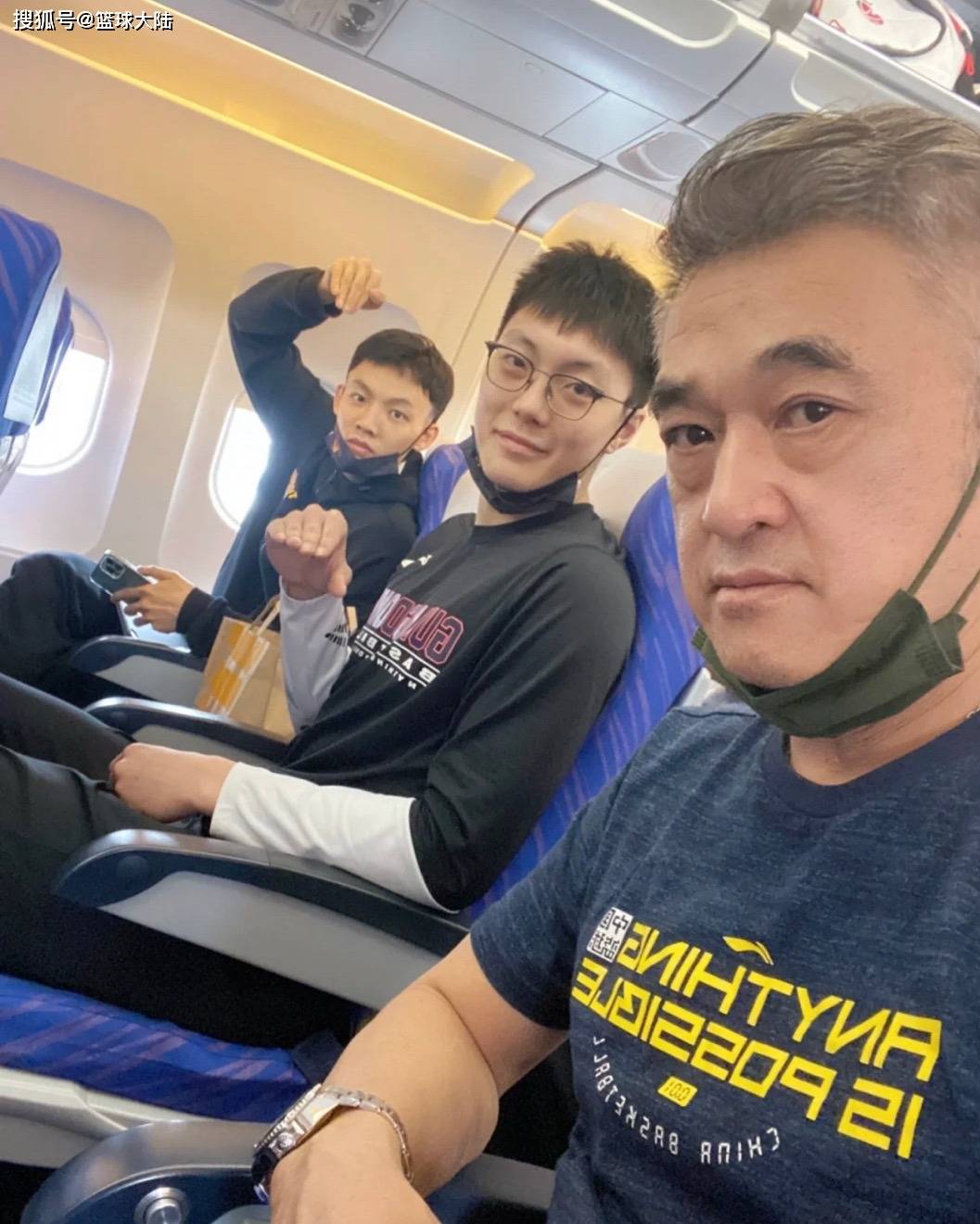 英雄联盟官网-包含里程碑夜！广东宏远官宣签约，意甲转会期刷纪录，质疑声仍在，球探报告显示潜力的词条